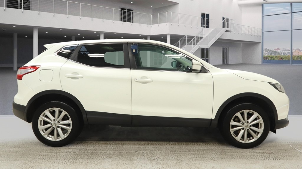 Used Nissan Qashqai 2014 for sale - 77555255: Photo 7