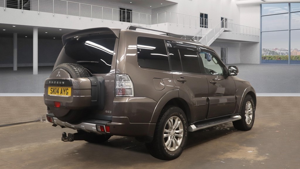 Used Mitsubishi Shogun 2014 for sale - 76777382: Photo 2