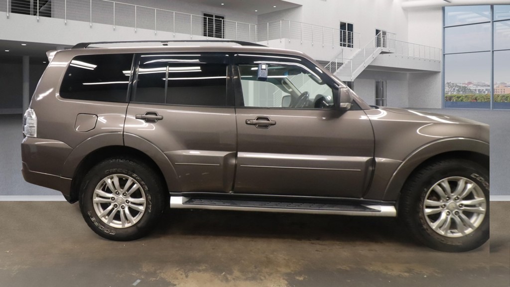Used Mitsubishi Shogun 2014 for sale - 76777382: Photo 7