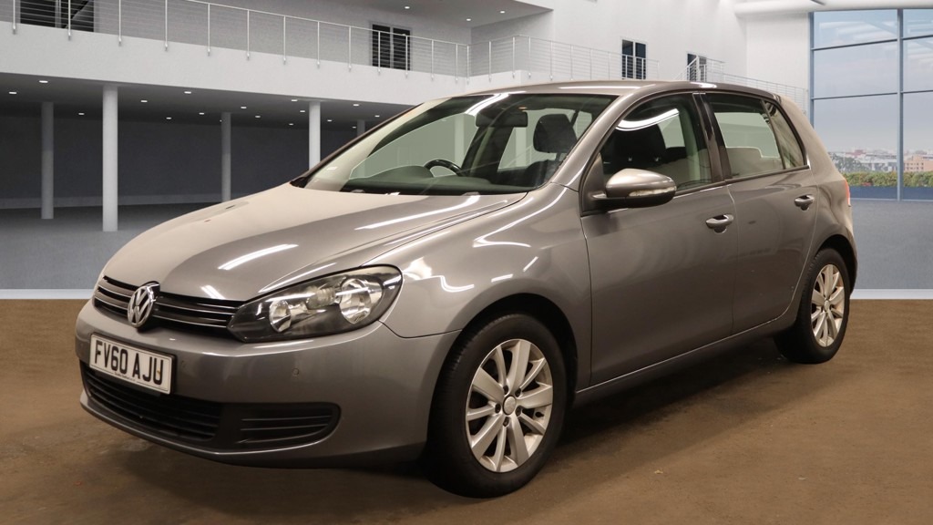 Used Volkswagen Golf 2010 for sale - 76383432: Photo 1