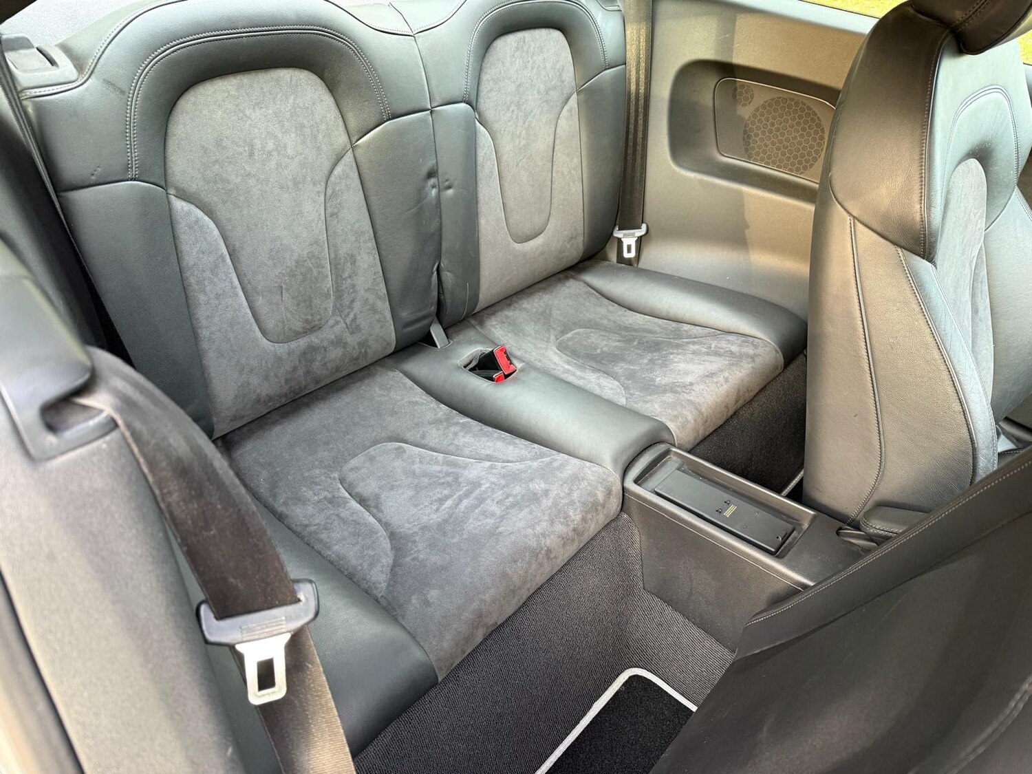 Used Audi TT 2009 for sale - 76452472: Photo 14