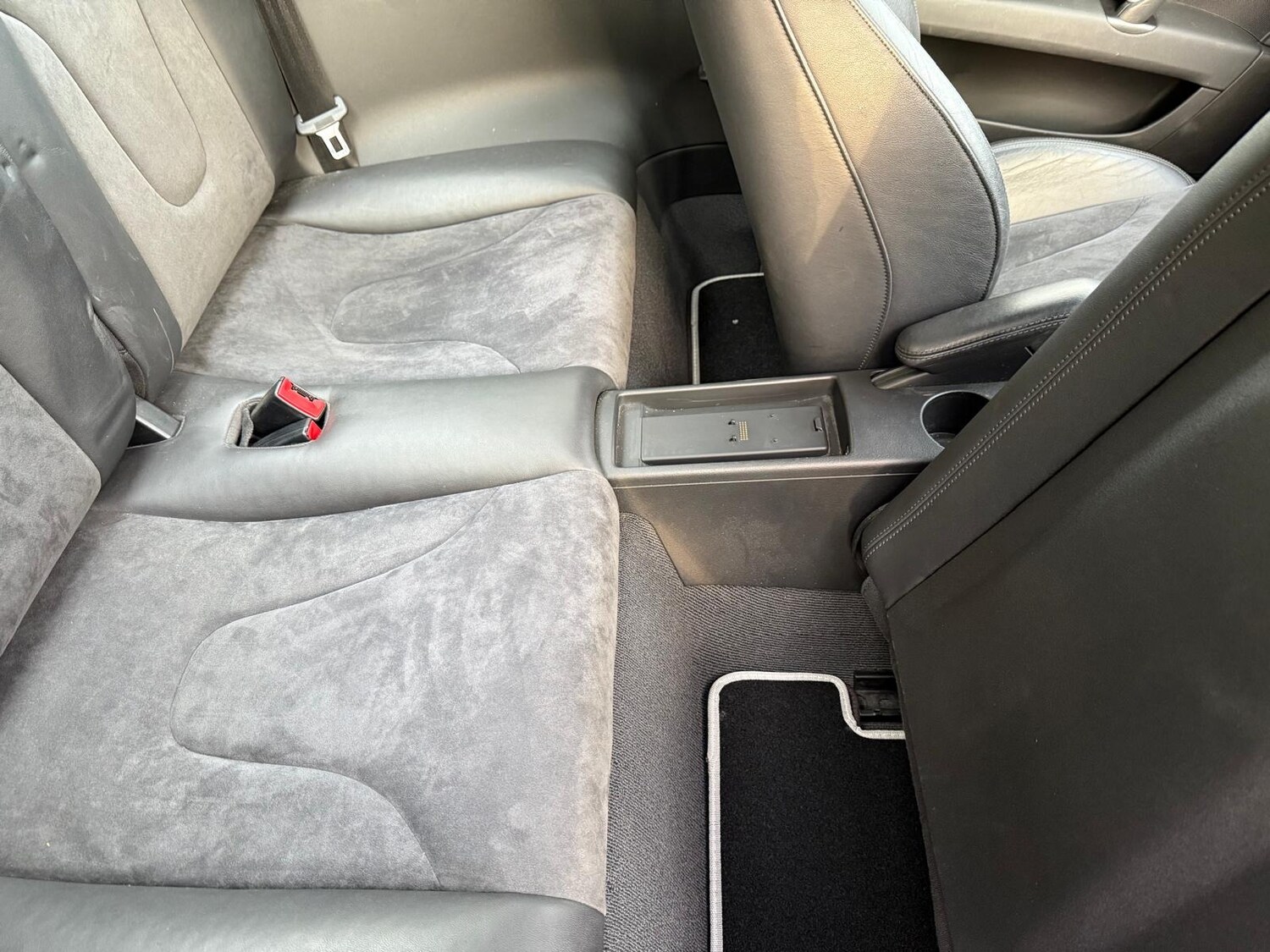 Used Audi TT 2009 for sale - 76452472: Photo 15