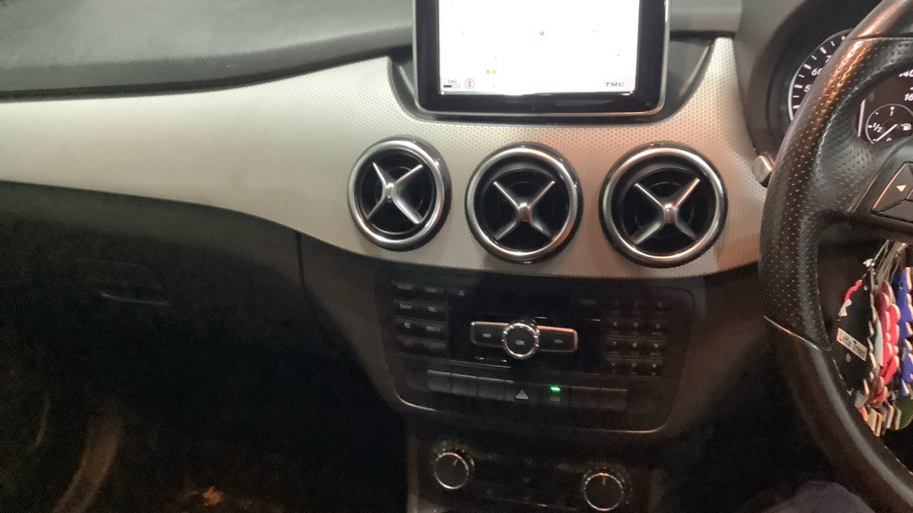 Used Mercedes-Benz B Class 2012 for sale - 77124068: Photo 5