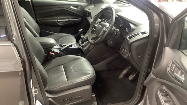 Used Ford Kuga 2016 for sale - 75628597: Photo 3