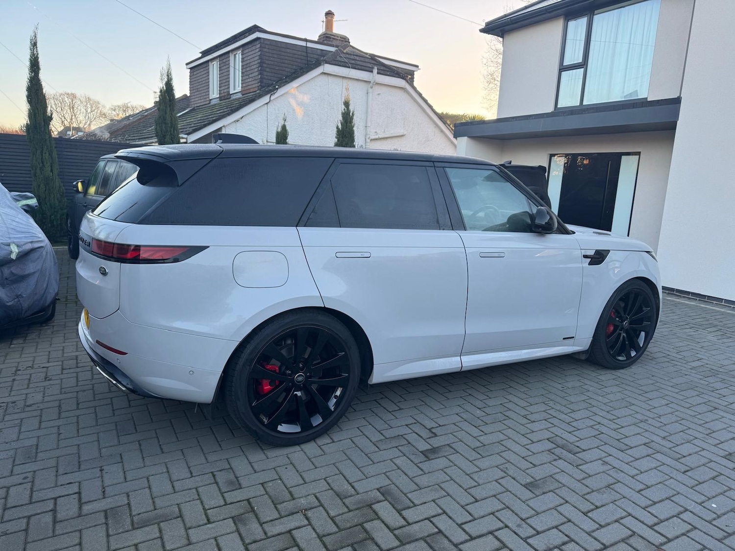 Used Land Rover Range Rover Sport 2023 for sale - 77148968: Photo 2