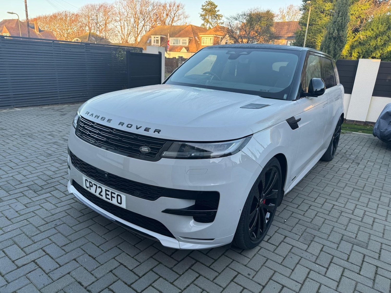 Used Land Rover Range Rover Sport 2023 for sale - 77148968: Photo 3