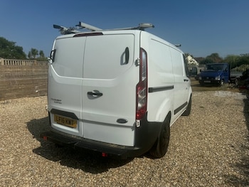 Used Ford Transit Custom 2016 for sale - 79549147: Photo