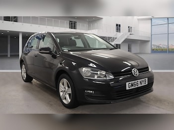 Used Volkswagen Golf 2017 for sale - 76428665: Photo