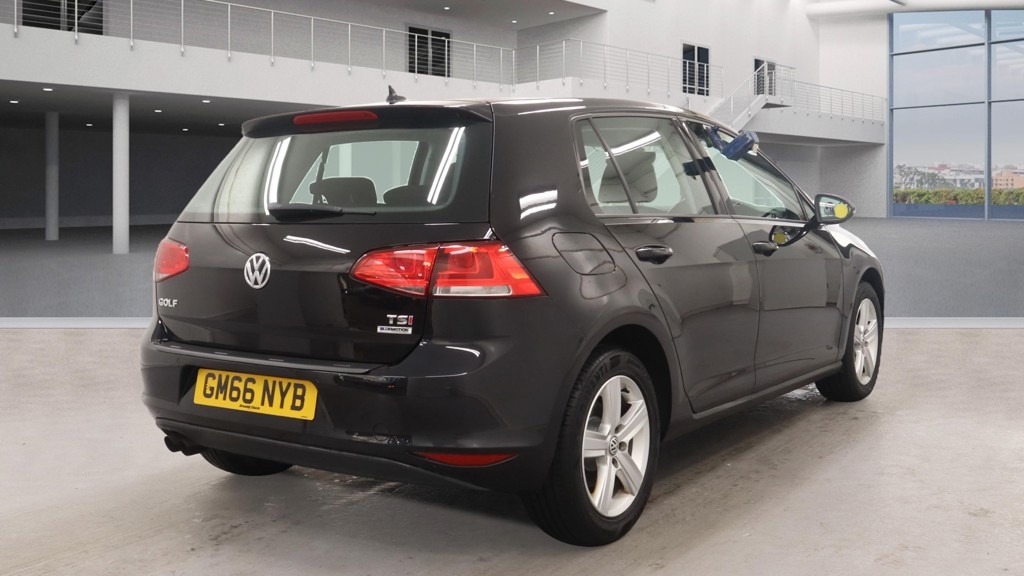 Used Volkswagen Golf 2017 for sale - 76428665: Photo 6