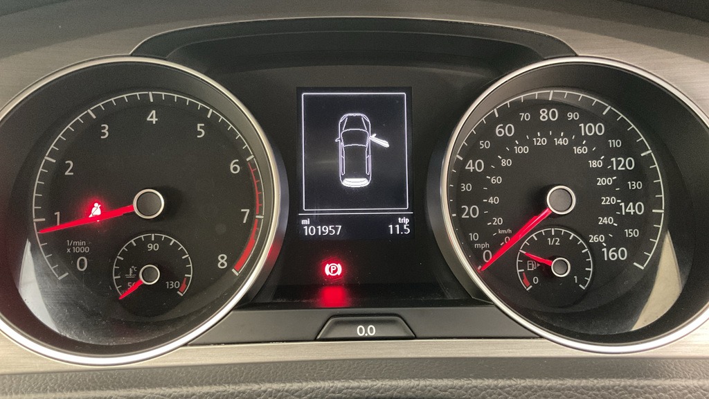 Used Volkswagen Golf 2017 for sale - 76428665: Photo 9