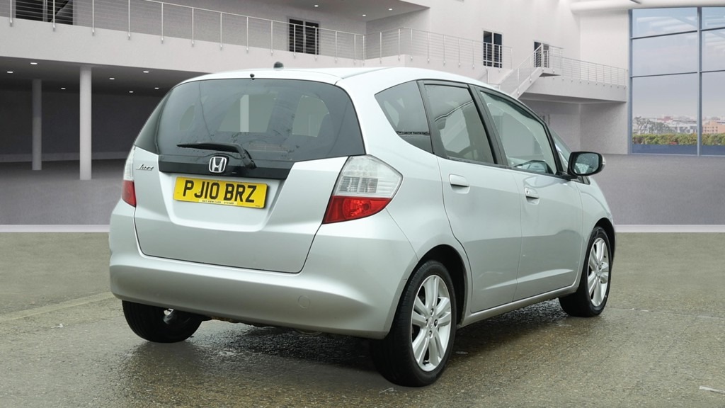 Used Honda Jazz 2010 for sale - 77688240: Photo 6