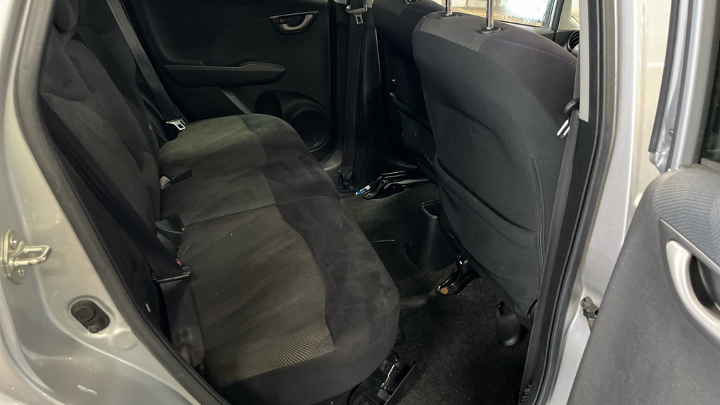 Used Honda Jazz 2010 for sale - 77688240: Photo 8