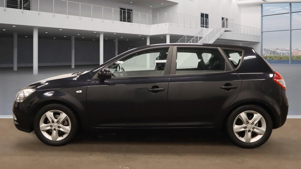 Used Kia Ceed 2009 for sale - 77258102: Photo 10