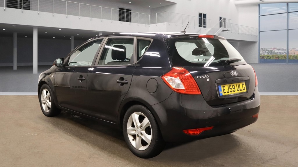 Used Kia Ceed 2009 for sale - 77258102: Photo 5