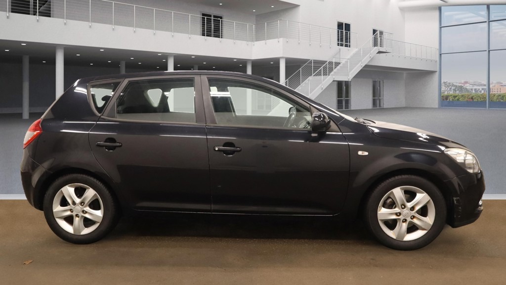 Used Kia Ceed 2009 for sale - 77258102: Photo 9