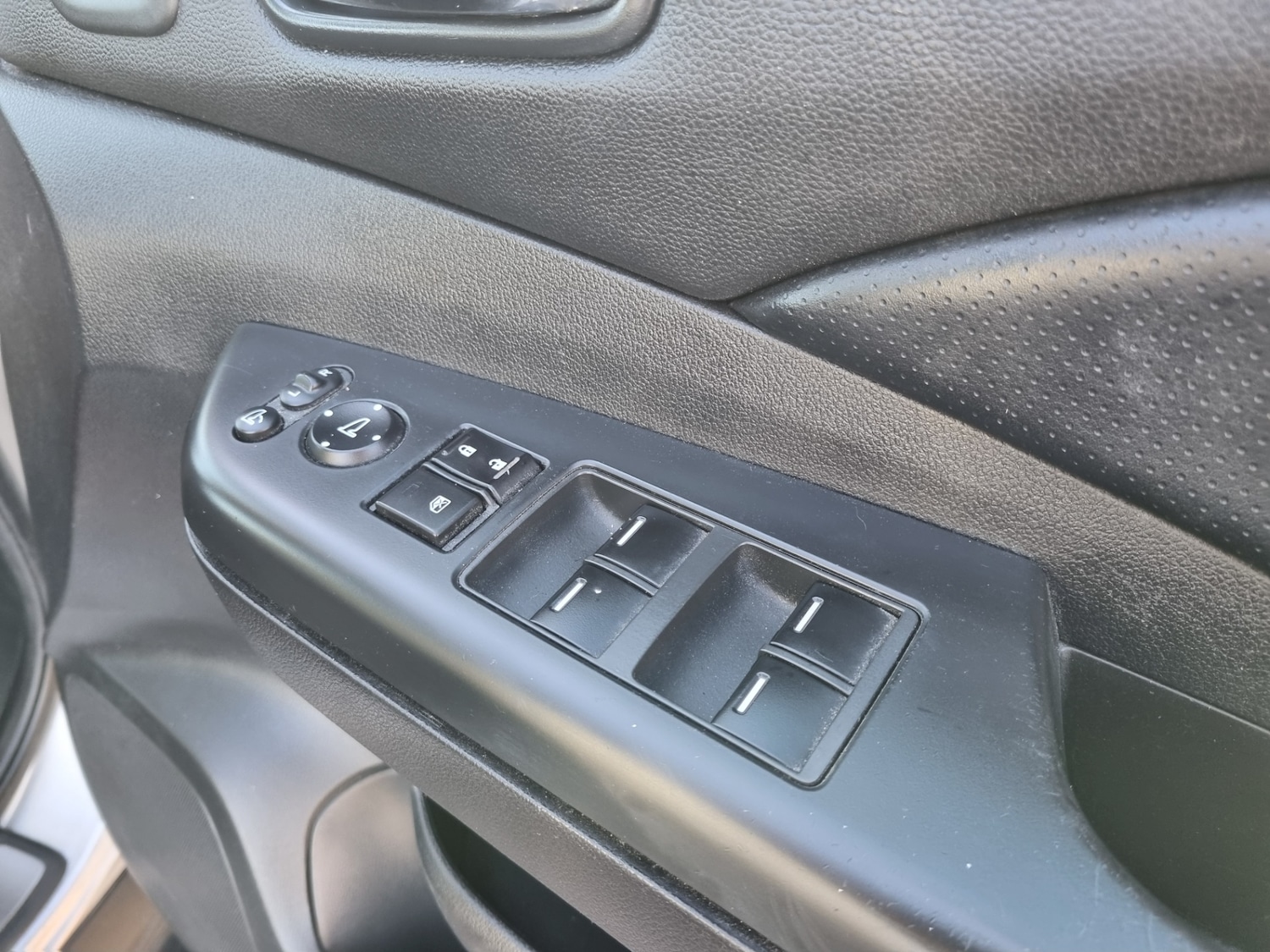 Used Honda CR-V 2013 for sale - 76722047: Photo 15