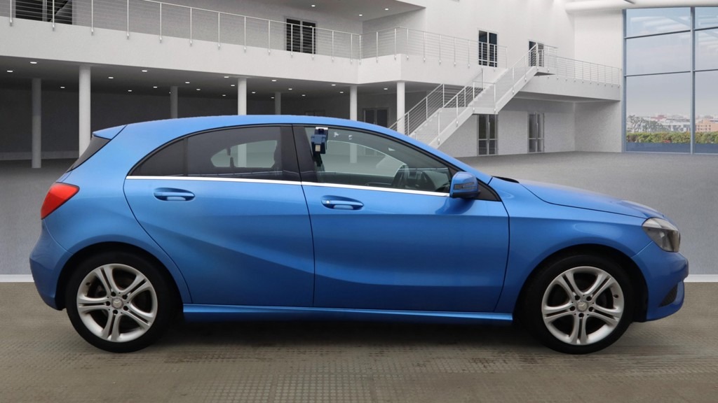 Used Mercedes-Benz A-Class 2015 for sale - 76037875: Photo 10