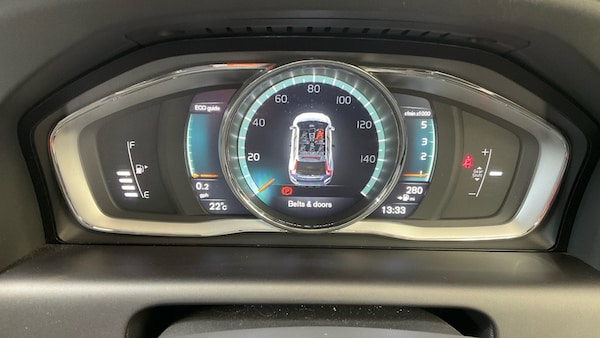 Used Volvo XC60 2017 for sale - 75144917: Photo 9