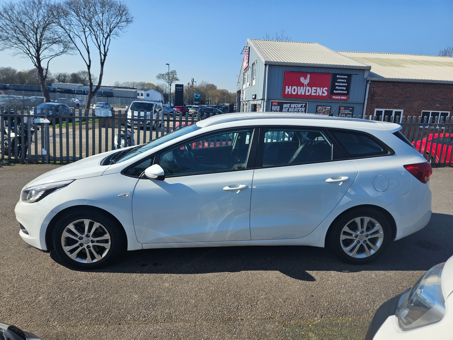 Used Kia Ceed 2014 for sale - 77950726: Photo 11