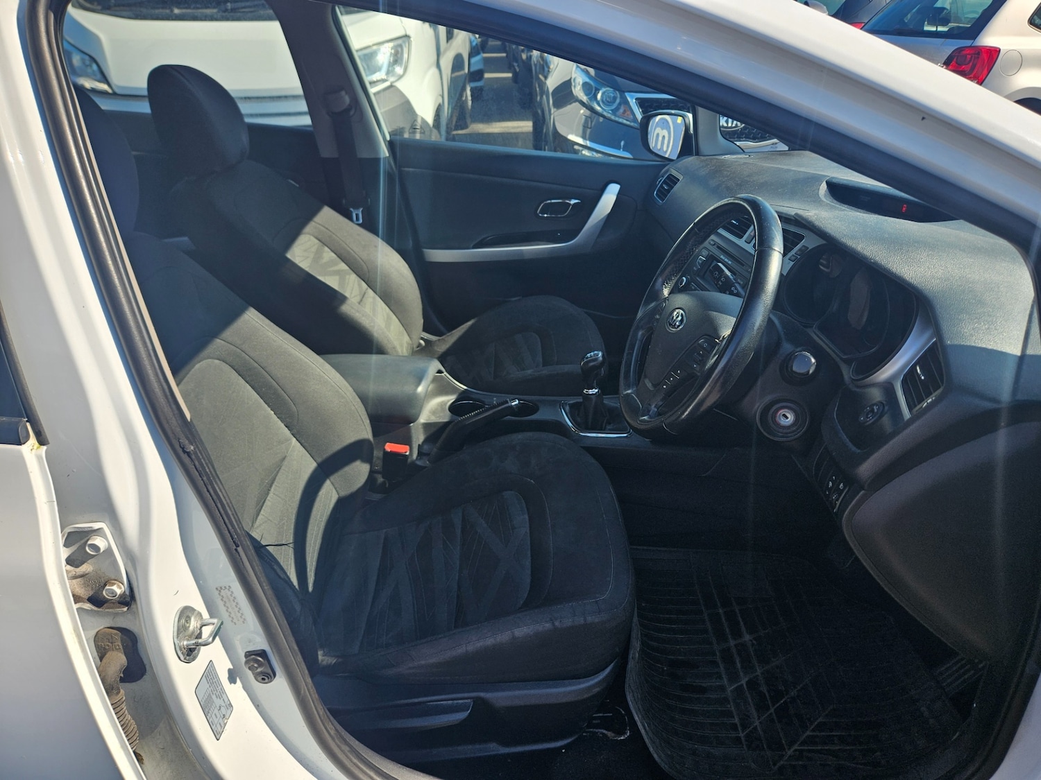 Used Kia Ceed 2014 for sale - 77950726: Photo 3