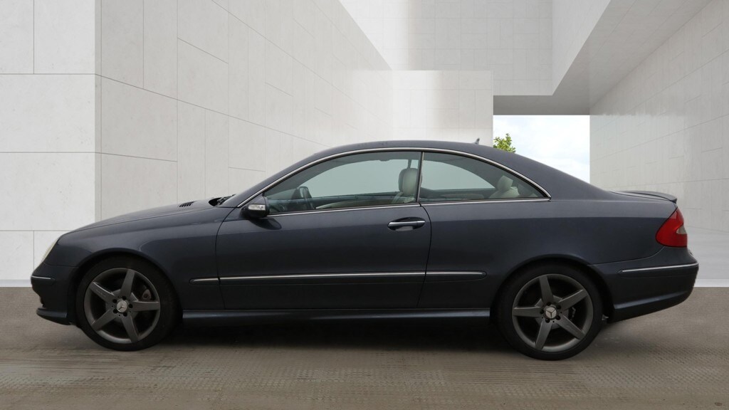 Used Mercedes-Benz CLK 2009 for sale - 78122535: Photo 10