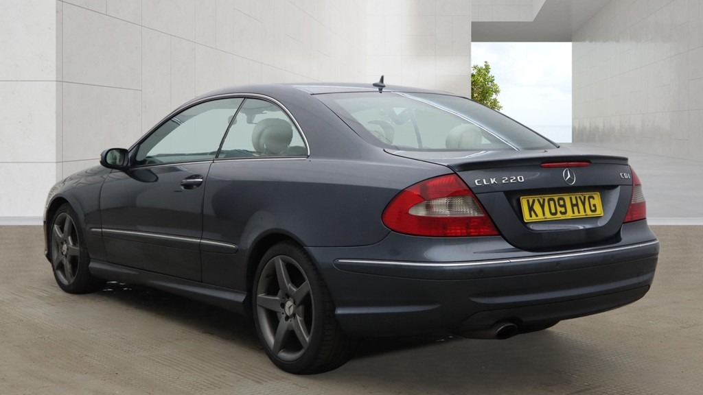 Used Mercedes-Benz CLK 2009 for sale - 78122535: Photo 2