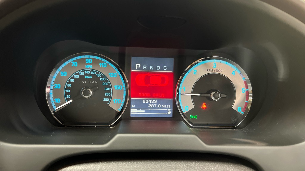 Used Jaguar XF 2010 for sale - 77336323: Photo 10