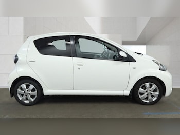 Used Toyota AYGO 2012 for sale - 79367510: Photo