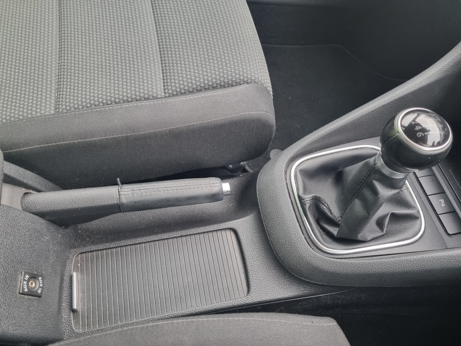 Used Volkswagen Golf 2010 for sale - 77461410: Photo 16