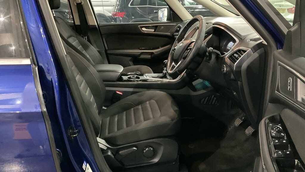 Used Ford Galaxy 2016 for sale - 76766624: Photo 3