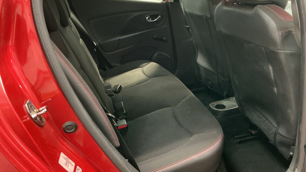 Used Renault Clio 2013 for sale - 77901349: Photo 8