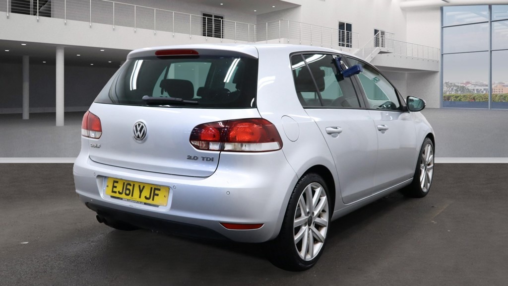 Used Volkswagen Golf 2011 for sale - 77973574: Photo 2
