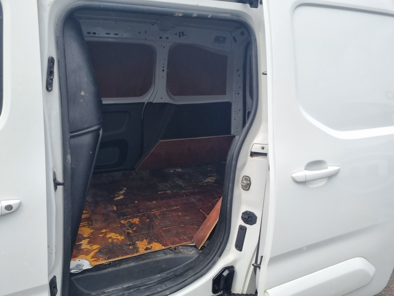 Used Peugeot Partner 2021 for sale - 78092398: Photo 22