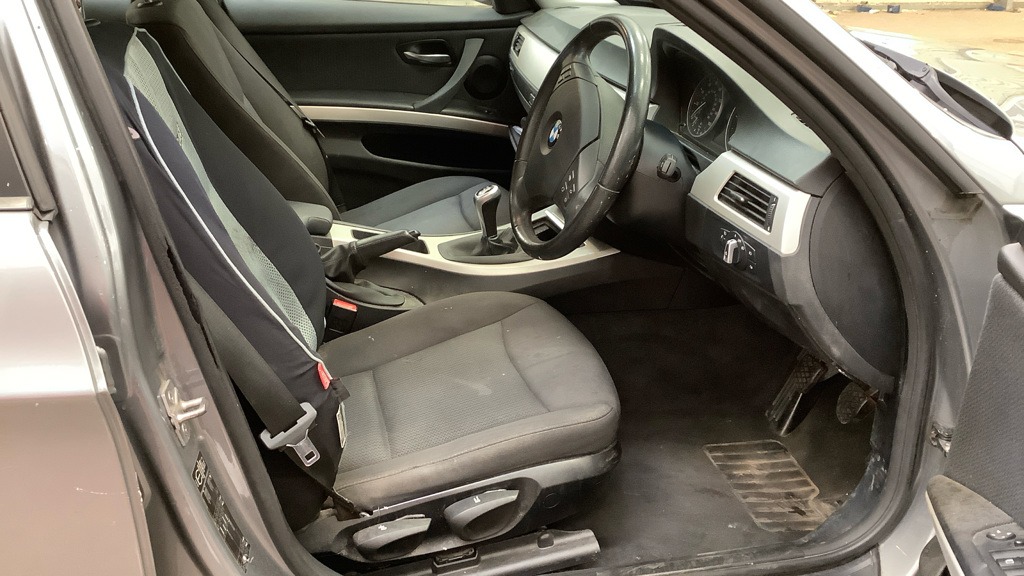 Used BMW 3 Series 2011 for sale - 76322567: Photo 3