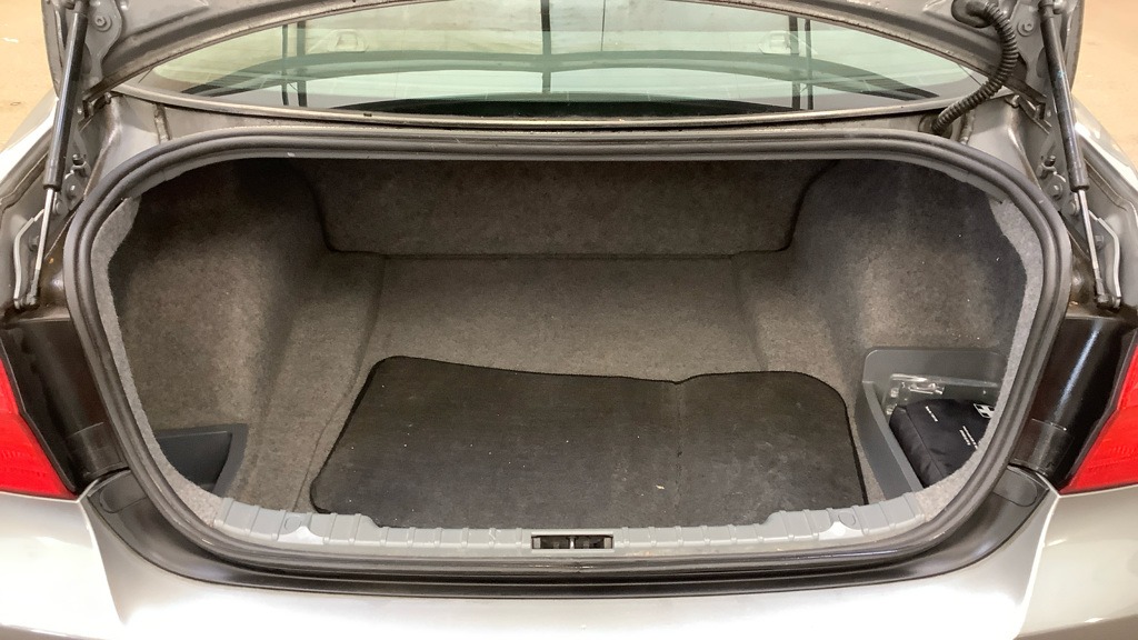 Used BMW 3 Series 2011 for sale - 76322567: Photo 8