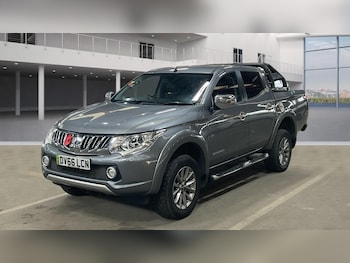 Used Mitsubishi L200 2016 for sale - 76449251: Photo