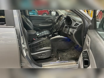 Used Mitsubishi L200 2016 for sale - 76449251: Photo