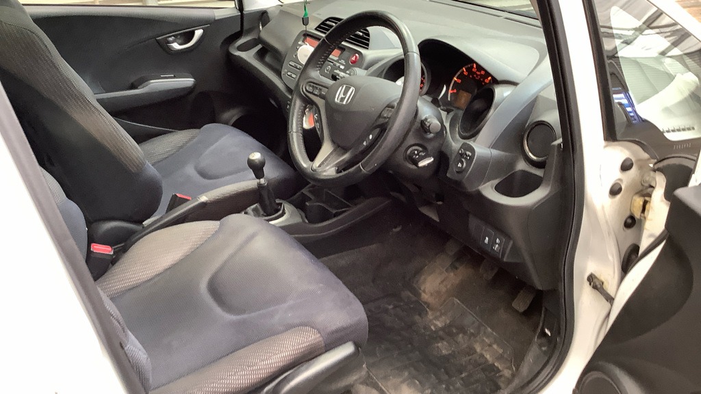 Used Honda Jazz 2013 for sale - 77983974: Photo 3