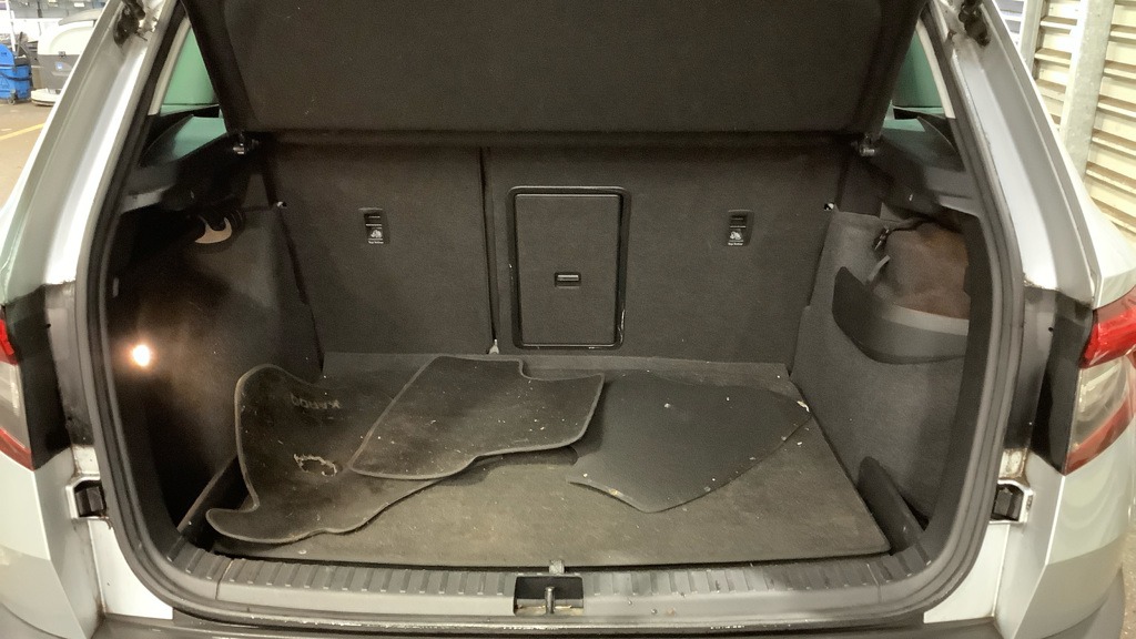 Used Skoda Karoq 2018 for sale - 77459877: Photo 9