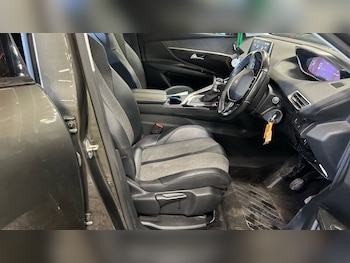 Used Peugeot 3008 2019 for sale - 79367491: Photo