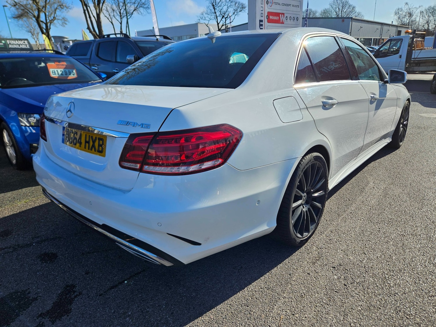 Used Mercedes-Benz E Class 2014 for sale - 77651721: Photo 2