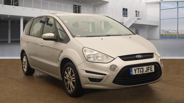 Used Ford S-Max 2013 for sale - 74259928: Photo 4