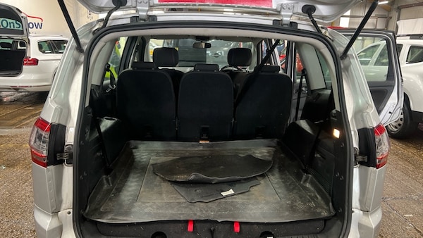 Used Ford S-Max 2013 for sale - 74259928: Photo 7