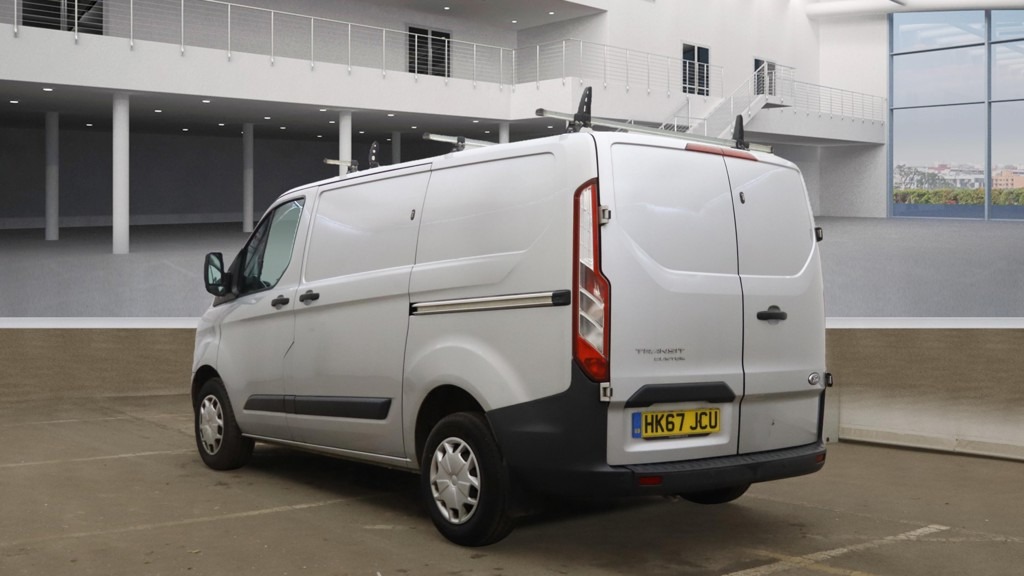 Used Ford Transit Custom 2017 for sale - 76576620: Photo 2