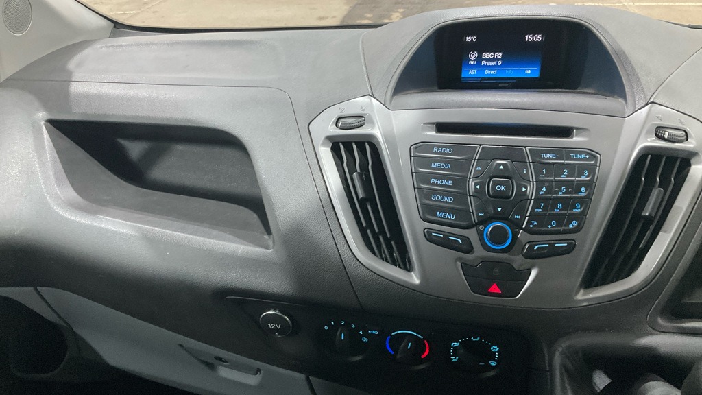 Used Ford Transit Custom 2017 for sale - 76576620: Photo 5