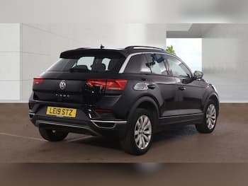 Used Volkswagen T-Roc 2019 for sale - 79815469: Photo