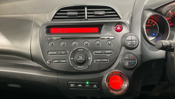 Used Honda Jazz 2013 for sale - 76243261: Photo 5