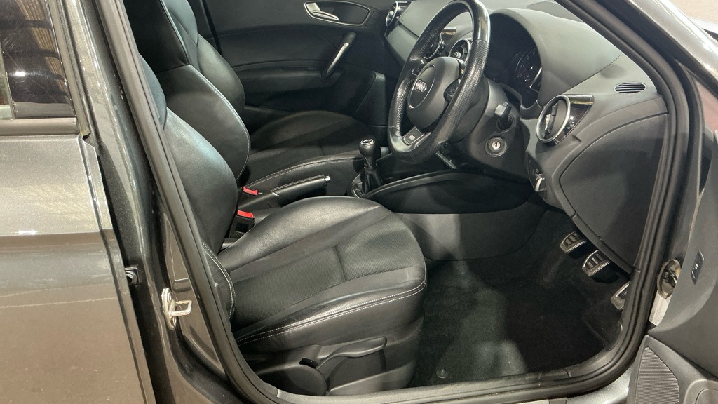 Used Audi A1 2015 for sale - 76195902: Photo 3