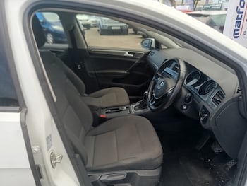 Used Volkswagen Golf 2013 for sale - 75797521: Photo