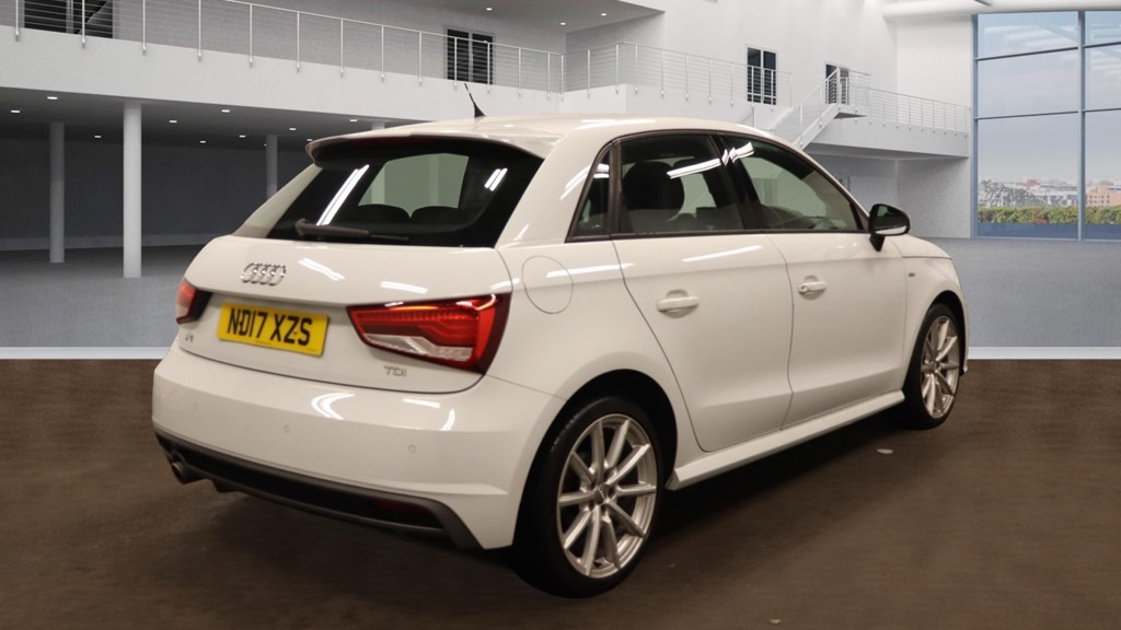Used Audi A1 2017 for sale - 76221963: Photo 2